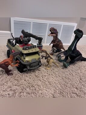 Jurassic Park trademark dinosaurs and vehicle lot